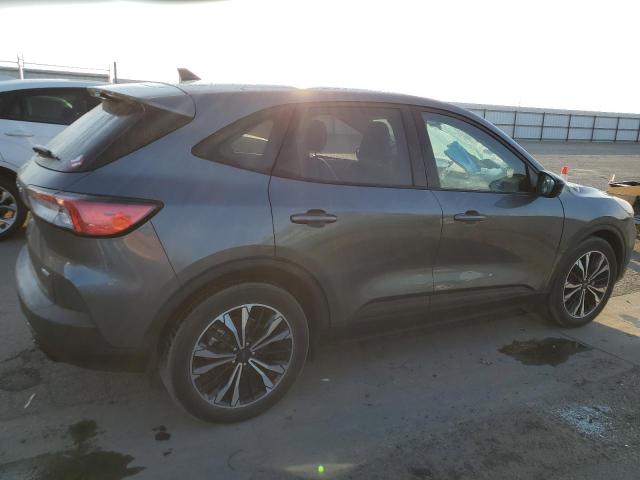 Obraz 3 z 2022 FORD ESCAPE SE 2022 z VIN 1FMCU0BZ2NUA28567