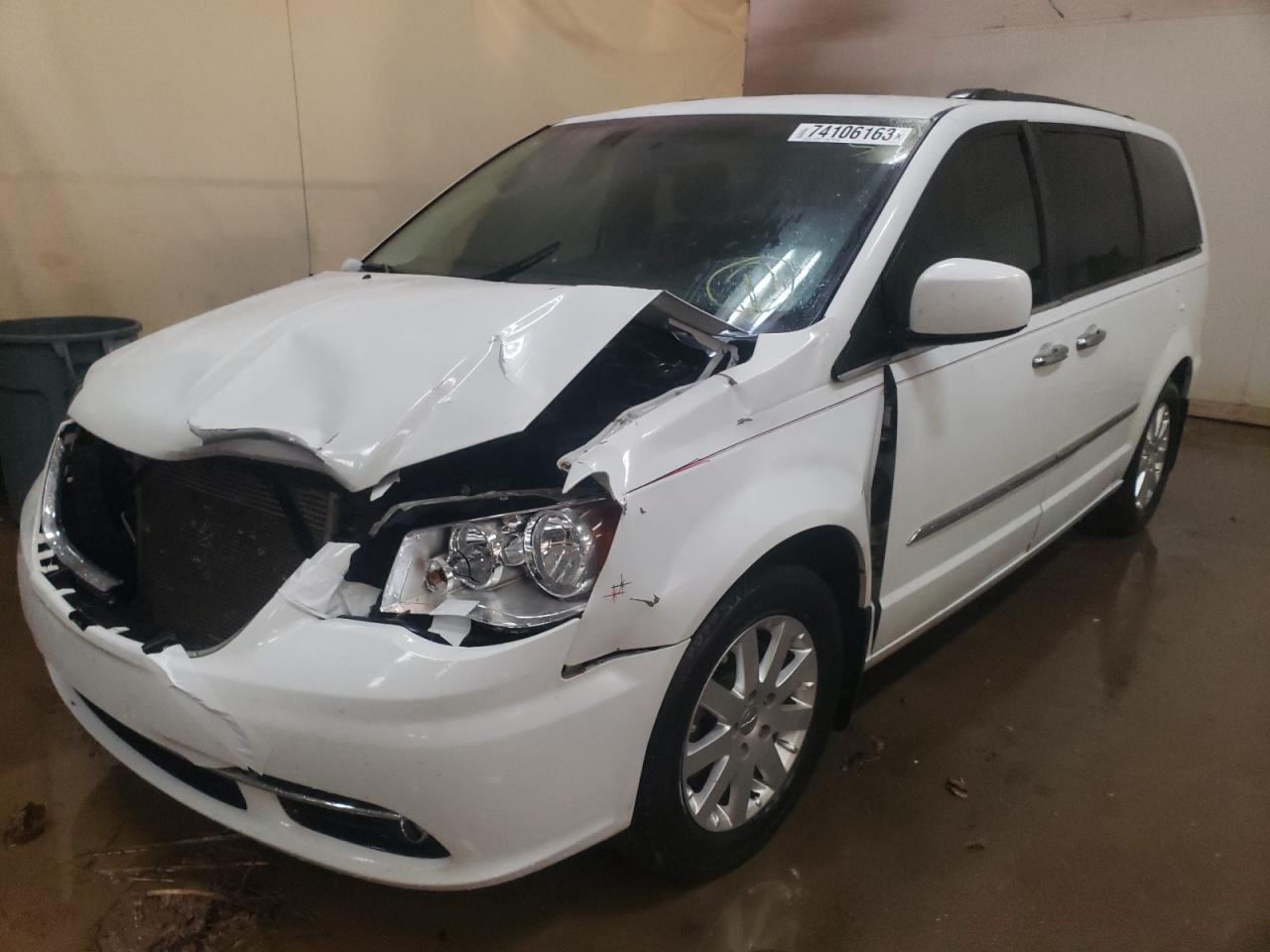 Image 1 of 2016 CHRYSLER TOWN & COUNTRY TOURING 2016 with VIN 2C4RC1BG4GR302924
