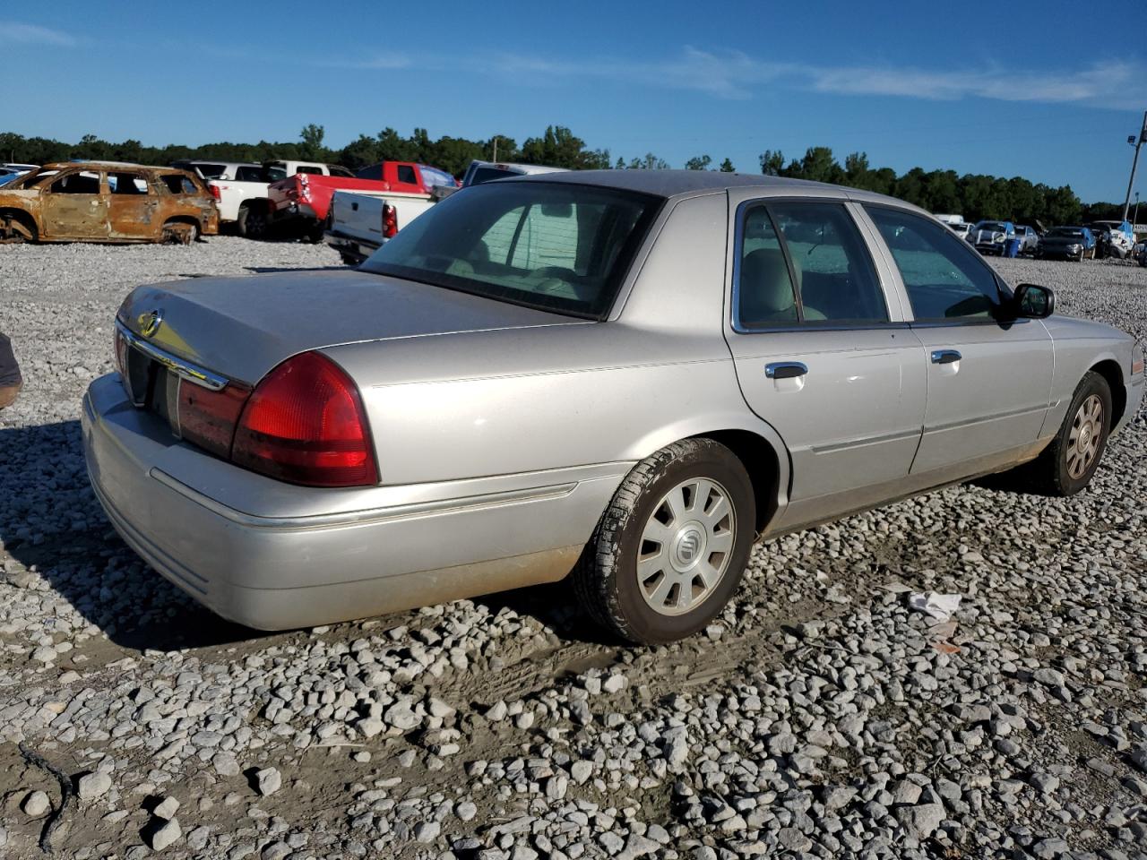 Obraz 3 z 2004 MERCURY GRAND MARQUIS LS 2004 z VIN 2MEFM75W24X688433