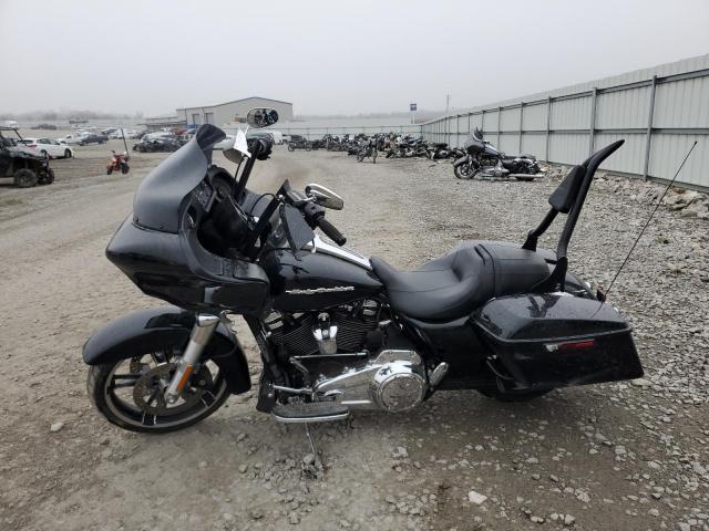 Изображение 3 2017 HARLEY-DAVIDSON FLTRX ROAD GLIDE 2017 с VIN 1HD1KHC15HB680493