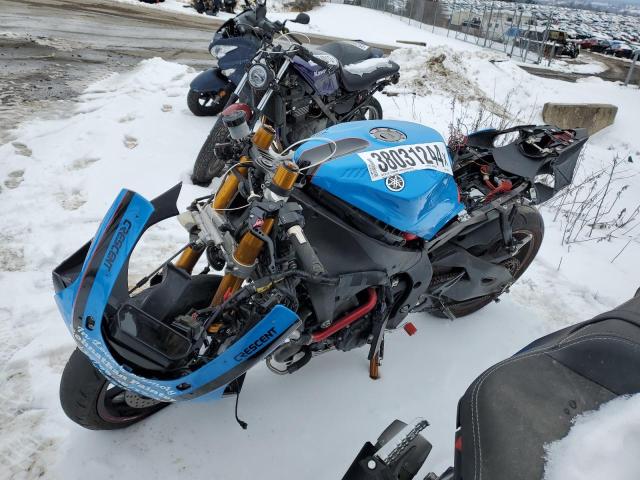 Image 2 of 2015 YAMAHA YZFR1  2015 with VIN JYARN39E1FA000595