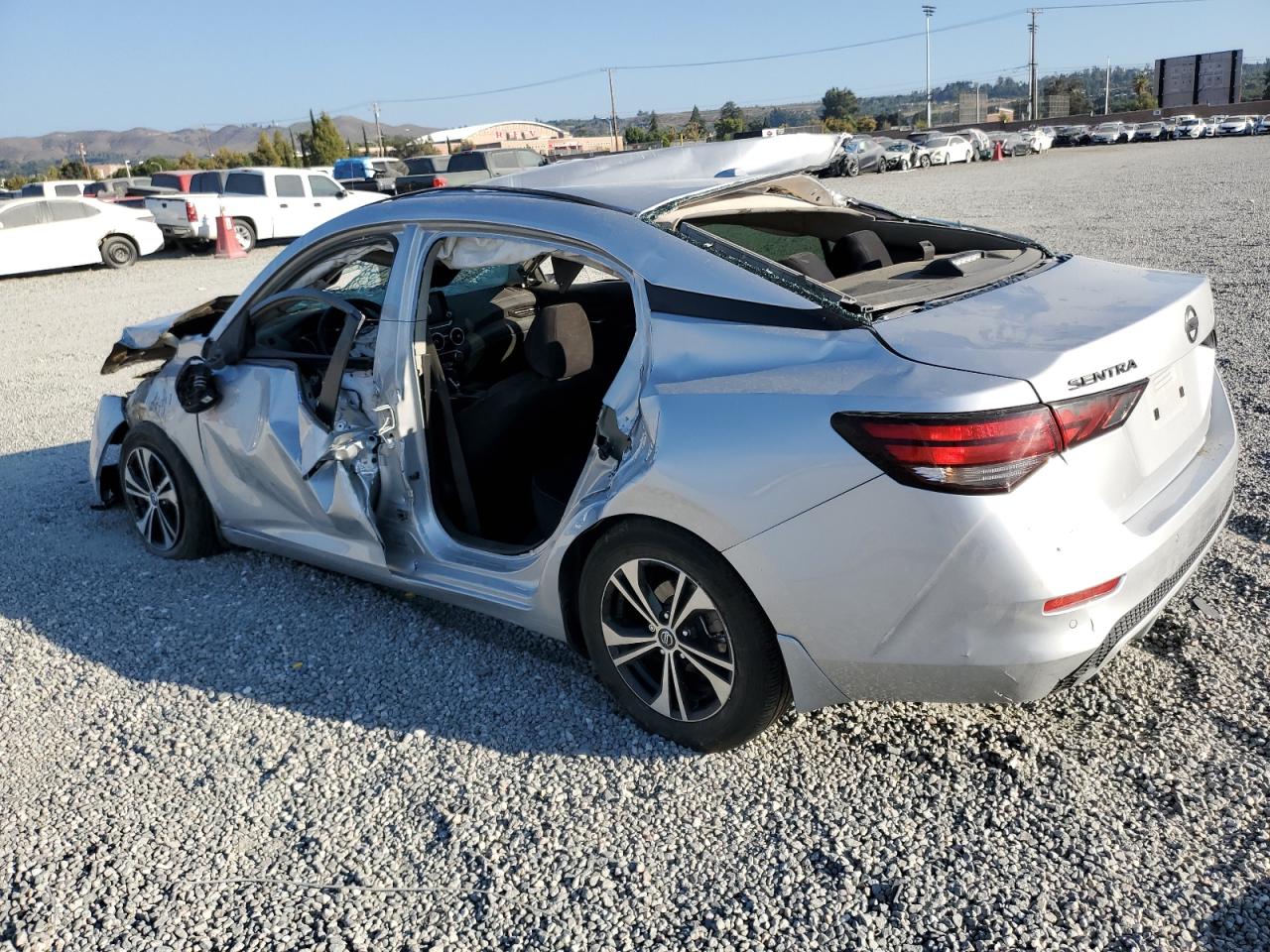 Image 2 of 2020 NISSAN SENTRA SV 2020 with VIN 3N1AB8CV8LY219256