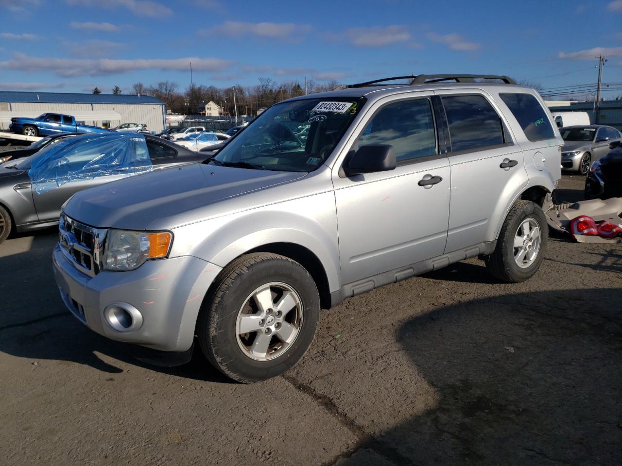 Изображение 2010 FORD ESCAPE XLS 2010