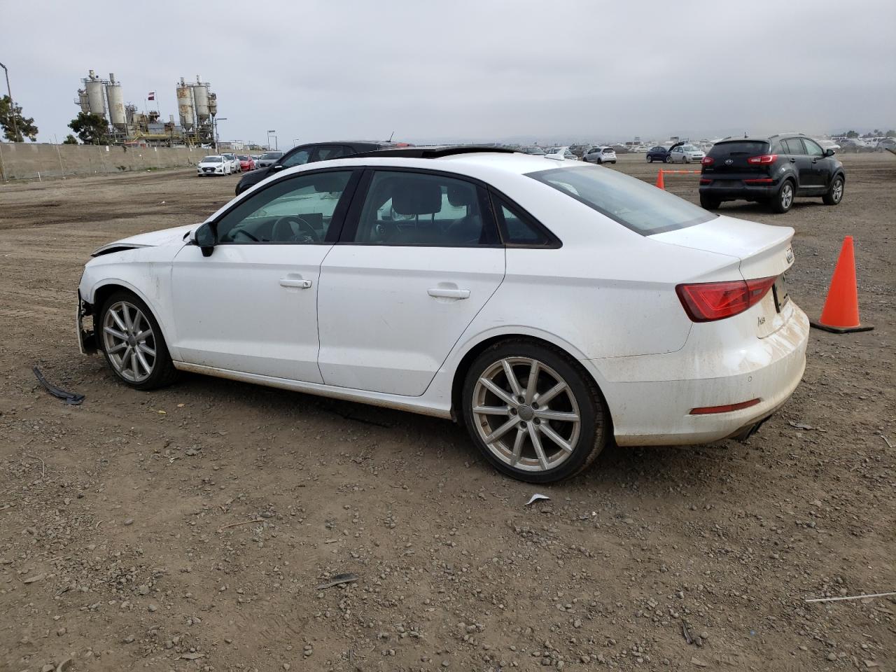 Изображение 2 2016 AUDI A3 PREMIUM 2016 с VIN WAUA7GFF4G1117232
