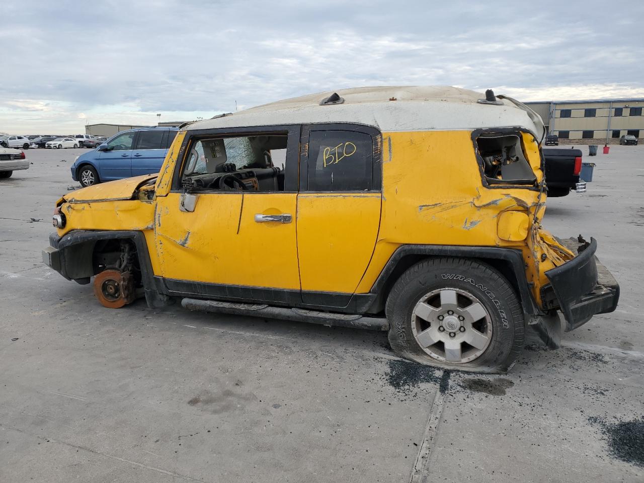 Obraz 2 z 2007 TOYOTA FJ CRUISER  2007 z VIN JTEZU11F070010246