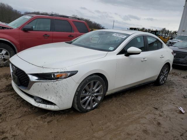 Изображение 2021 MAZDA 3 PREFERRED 2021