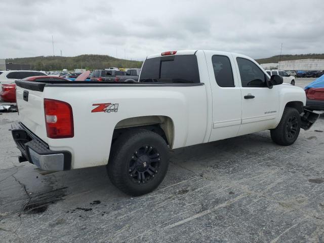 Image 3 of 2011 CHEVROLET SILVERADO K1500 LT 2011 with VIN 1GCRKSE35BZ158557