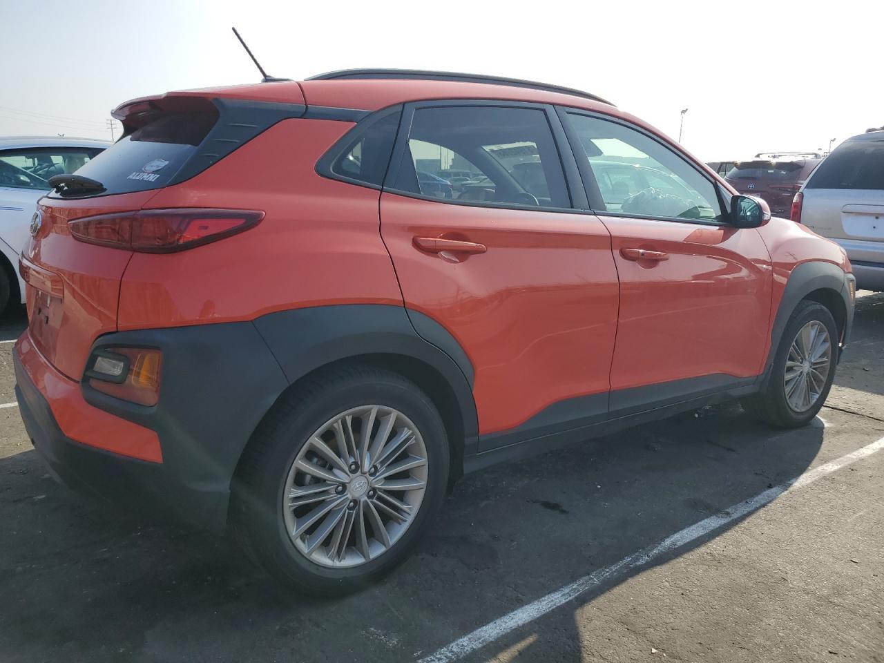 Image 3 of 2019 HYUNDAI KONA SEL 2019 with VIN KM8K22AA8KU195147