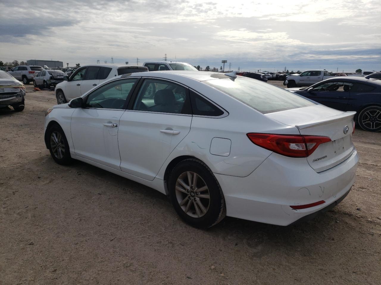 Изображение 2 2016 HYUNDAI SONATA SE 2016 с VIN 5NPE24AF7GH417655