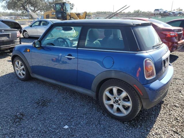 Image 2 of 2007 MINI COOPER  2007 with VIN WMWMF33557TL68642