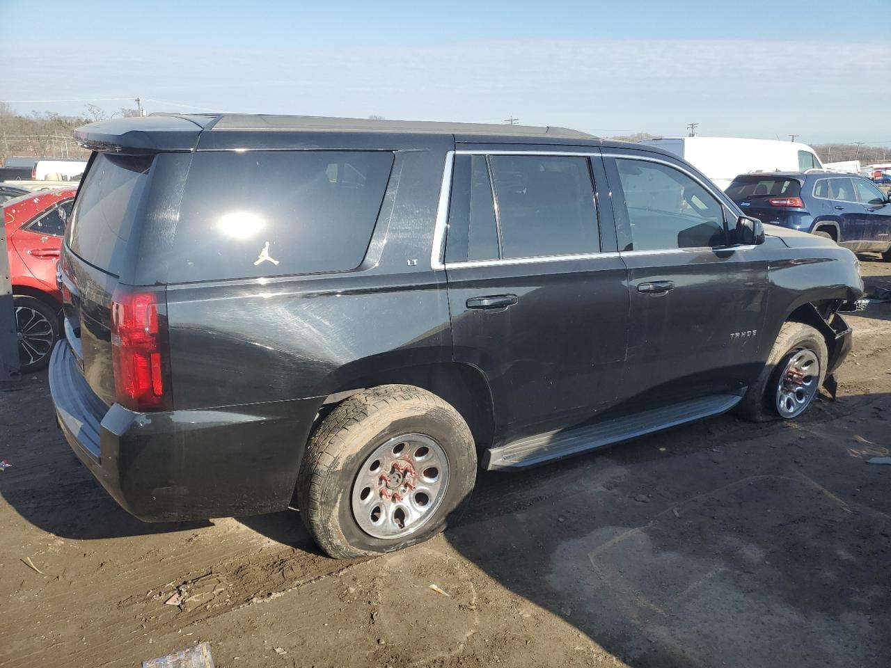 Изображение 3 2015 CHEVROLET TAHOE K1500 LT 2015 с VIN 1GNSKBKC8FR720485