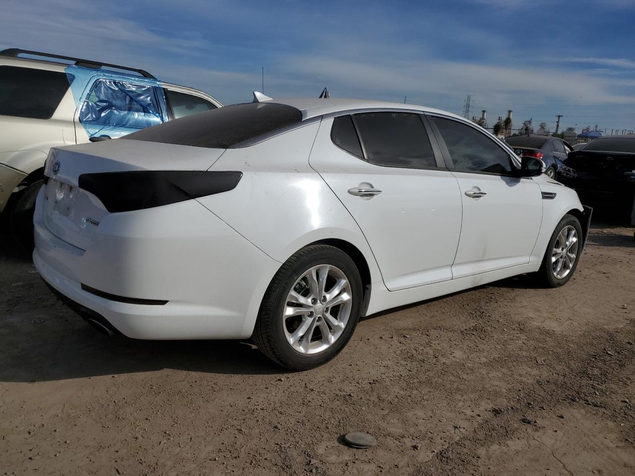 Изображение 3 2012 KIA OPTIMA EX 2012 с VIN 5XXGN4A73CG052079