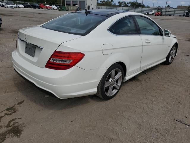 Изображение 3 2012 MERCEDES-BENZ C 250 2012 с VIN WDDGJ4HB6CF744041