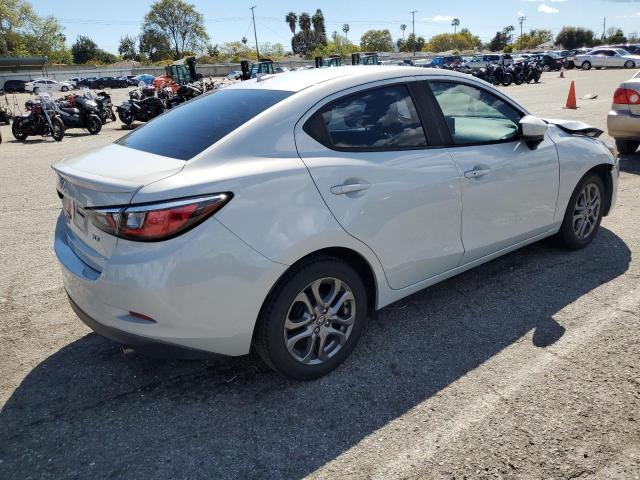 Obraz 3 z 2019 TOYOTA YARIS L 2019 z VIN 3MYDLBYV5KY503621