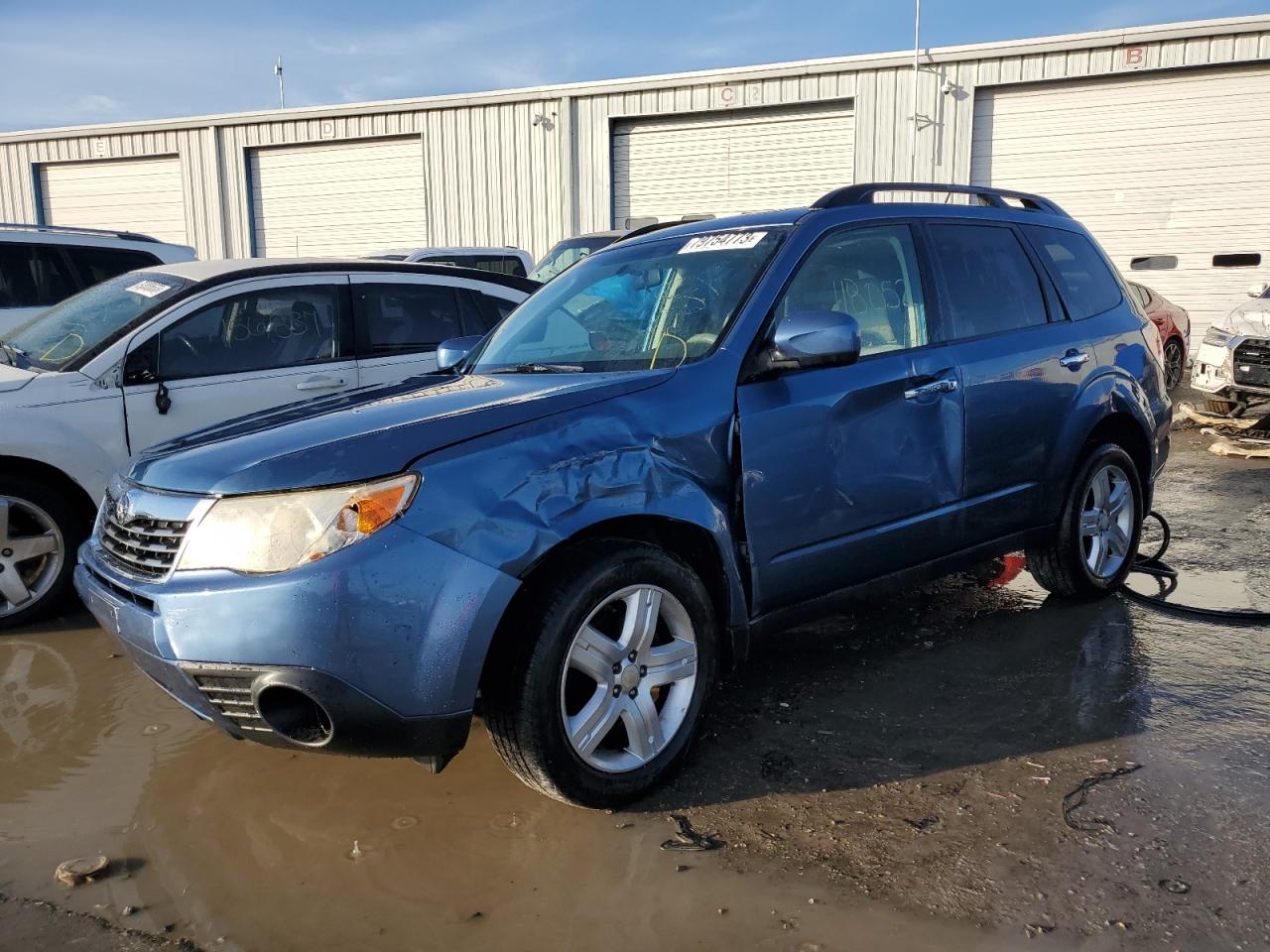 Image 1 of 2010 SUBARU FORESTER 2.5X PREMIUM 2010 with VIN JF2SH6CC2AH745136