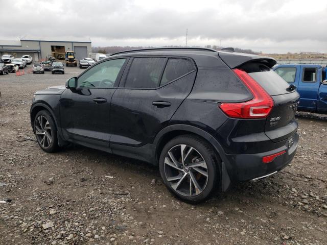 Изображение 2 2020 VOLVO XC40 T5 R-DESIGN 2020 с VIN YV4162UM7L2332972