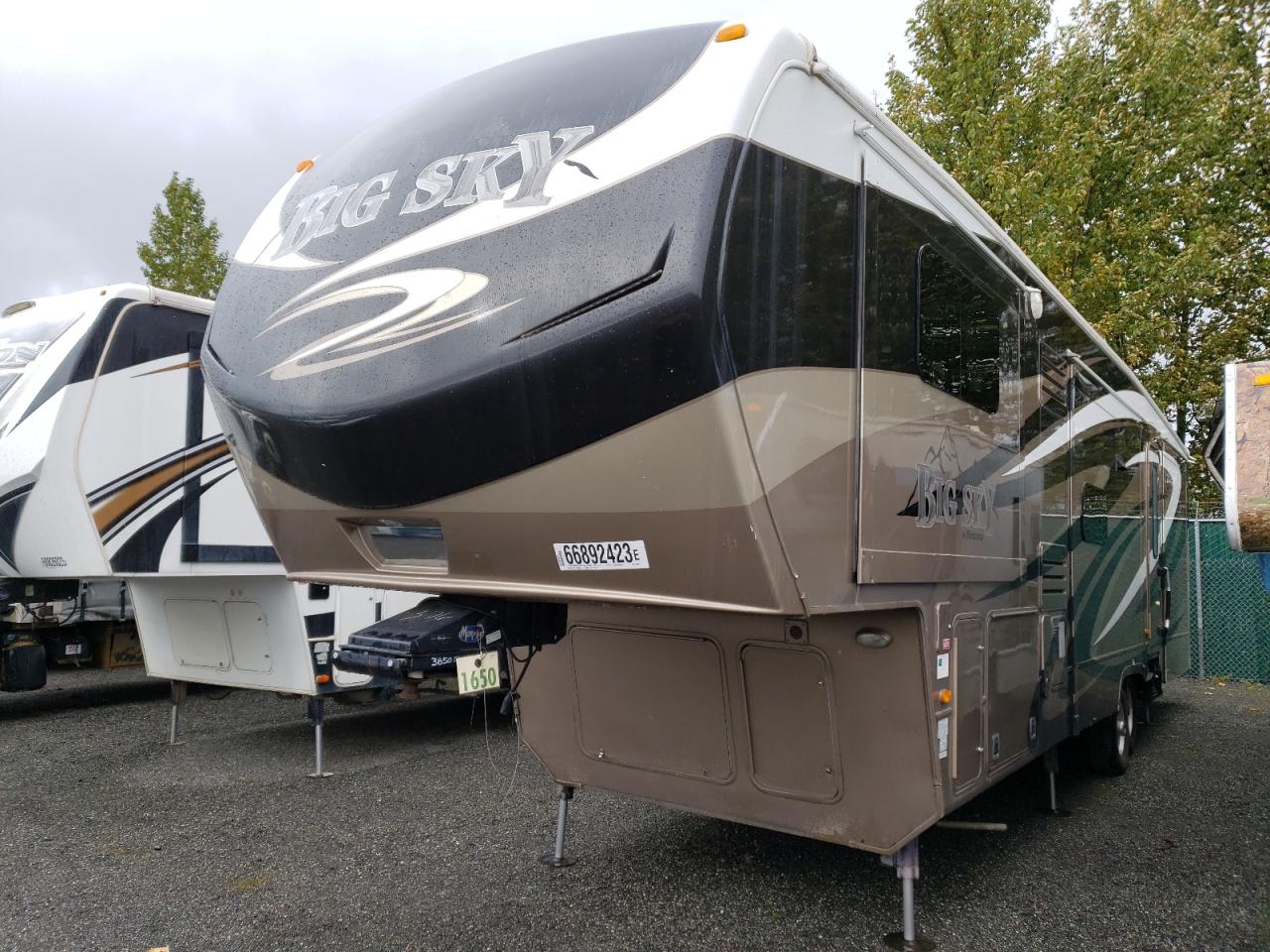 Изображение 2 2014 KEYSTONE MONTANA 2014 с VIN 4YDF38525E4700376