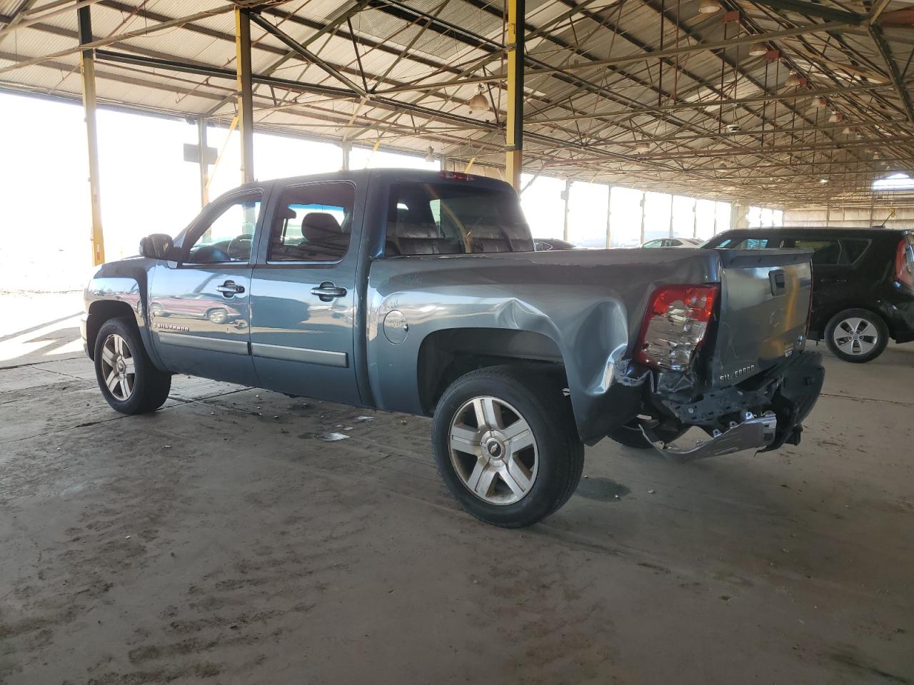 Obraz 2 z 2008 CHEVROLET SILVERADO C1500 2008 z VIN 2GCEC13J181168088