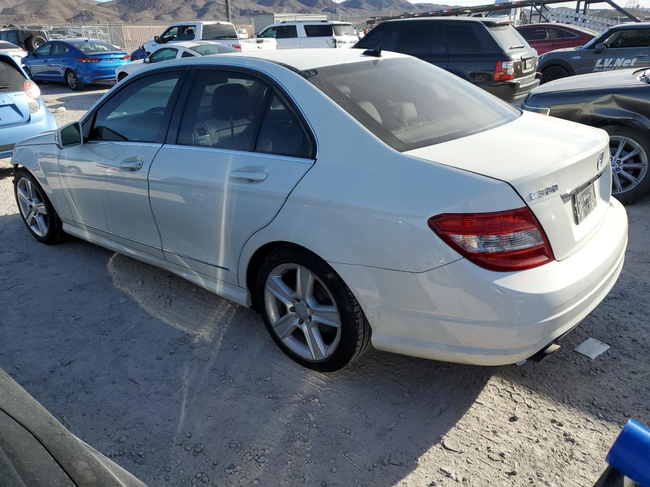 Image 2 of 2011 MERCEDES-BENZ C 300 2011 with VIN WDDGF5EBXBR180306