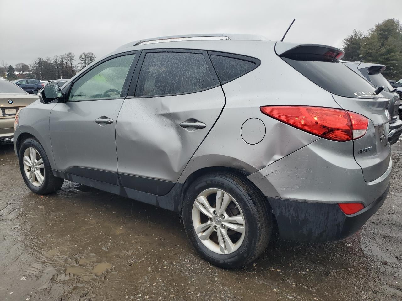 Image 2 of 2013 HYUNDAI TUCSON GLS 2013 with VIN KM8JU3ACXDU742595