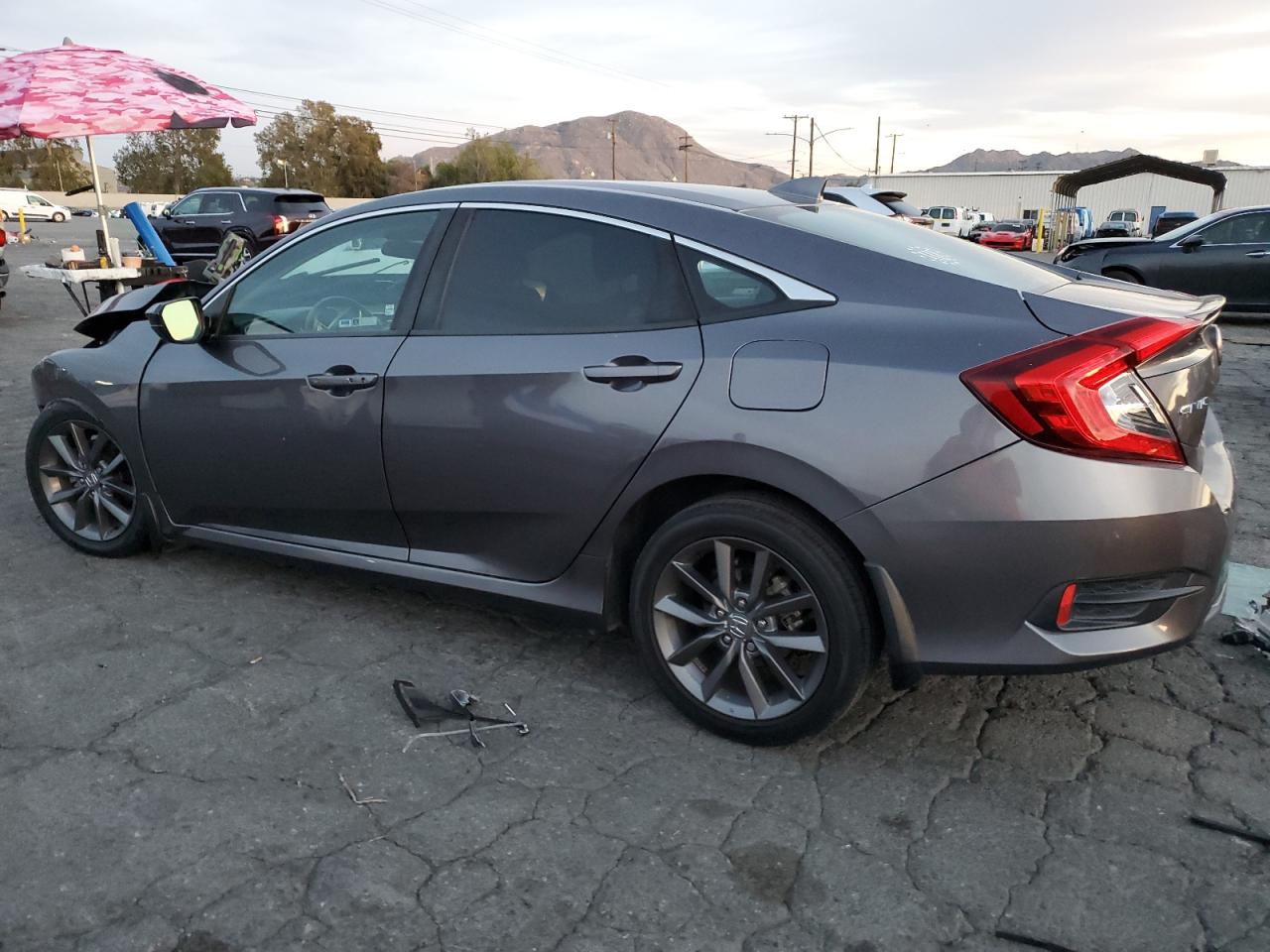 Obraz 2 z 2019 HONDA CIVIC EX 2019 z VIN 19XFC1F33KE210420