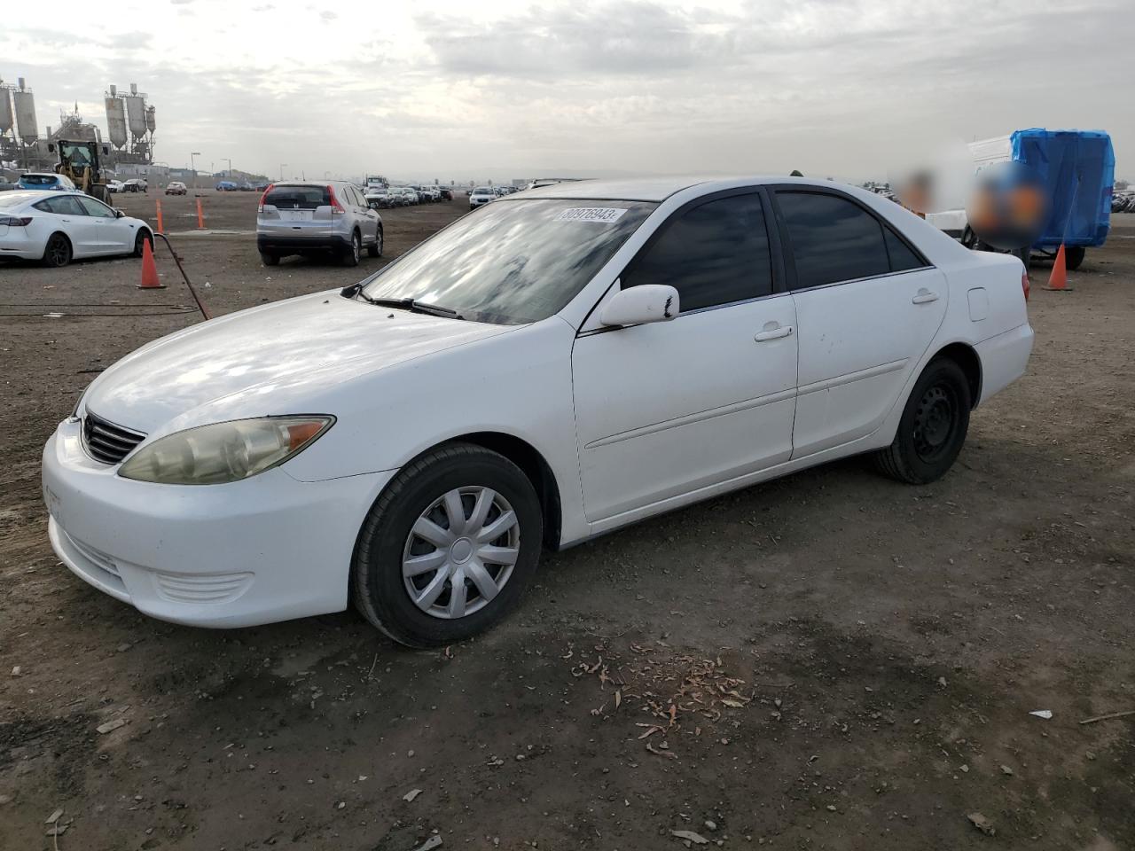 Obraz 1 z 2005 TOYOTA CAMRY LE 2005 z VIN 4T1BE32K35U391893