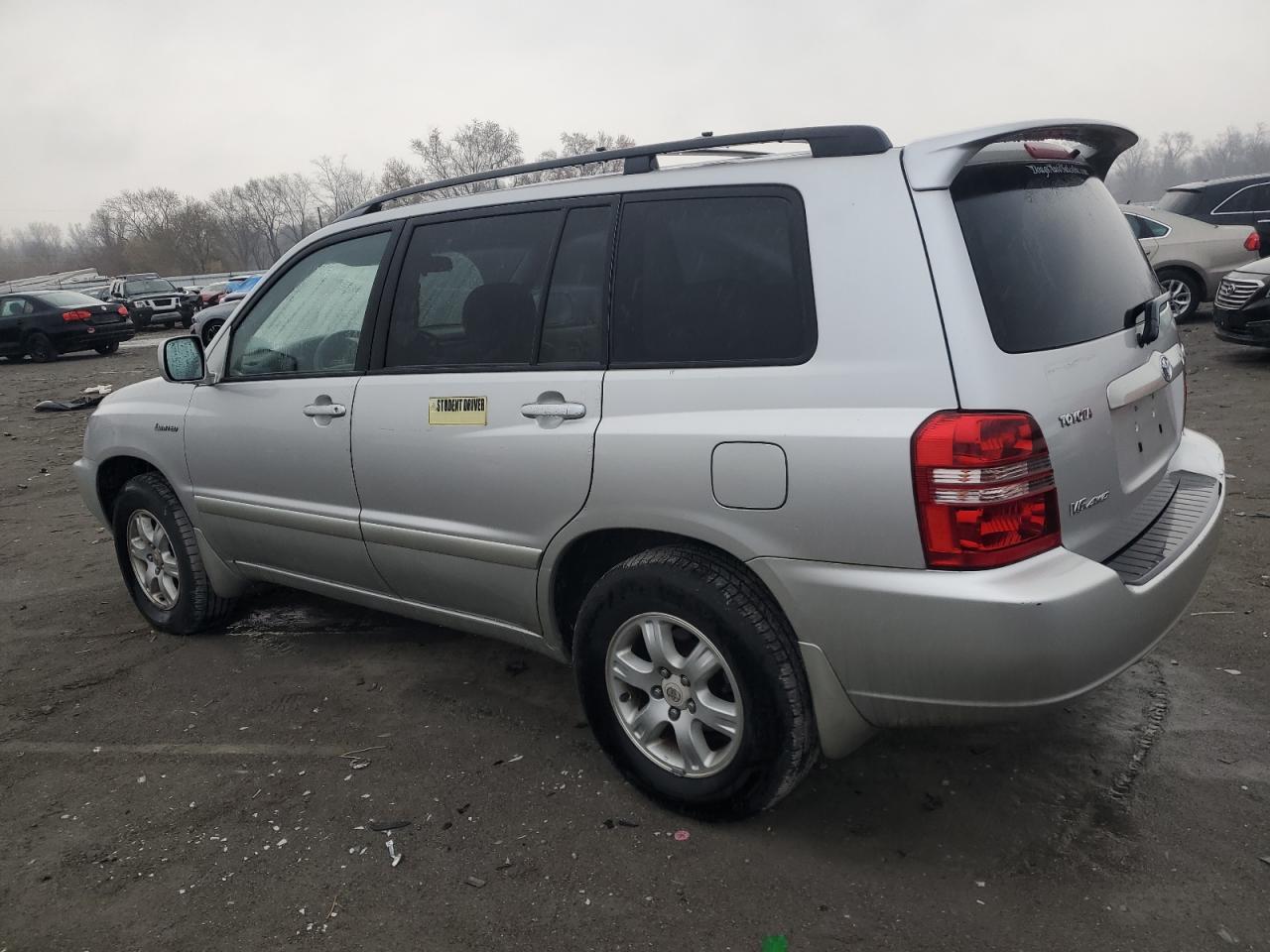 Image 2 of 2001 TOYOTA HIGHLANDER  2001 with VIN JTEHF21A510032640