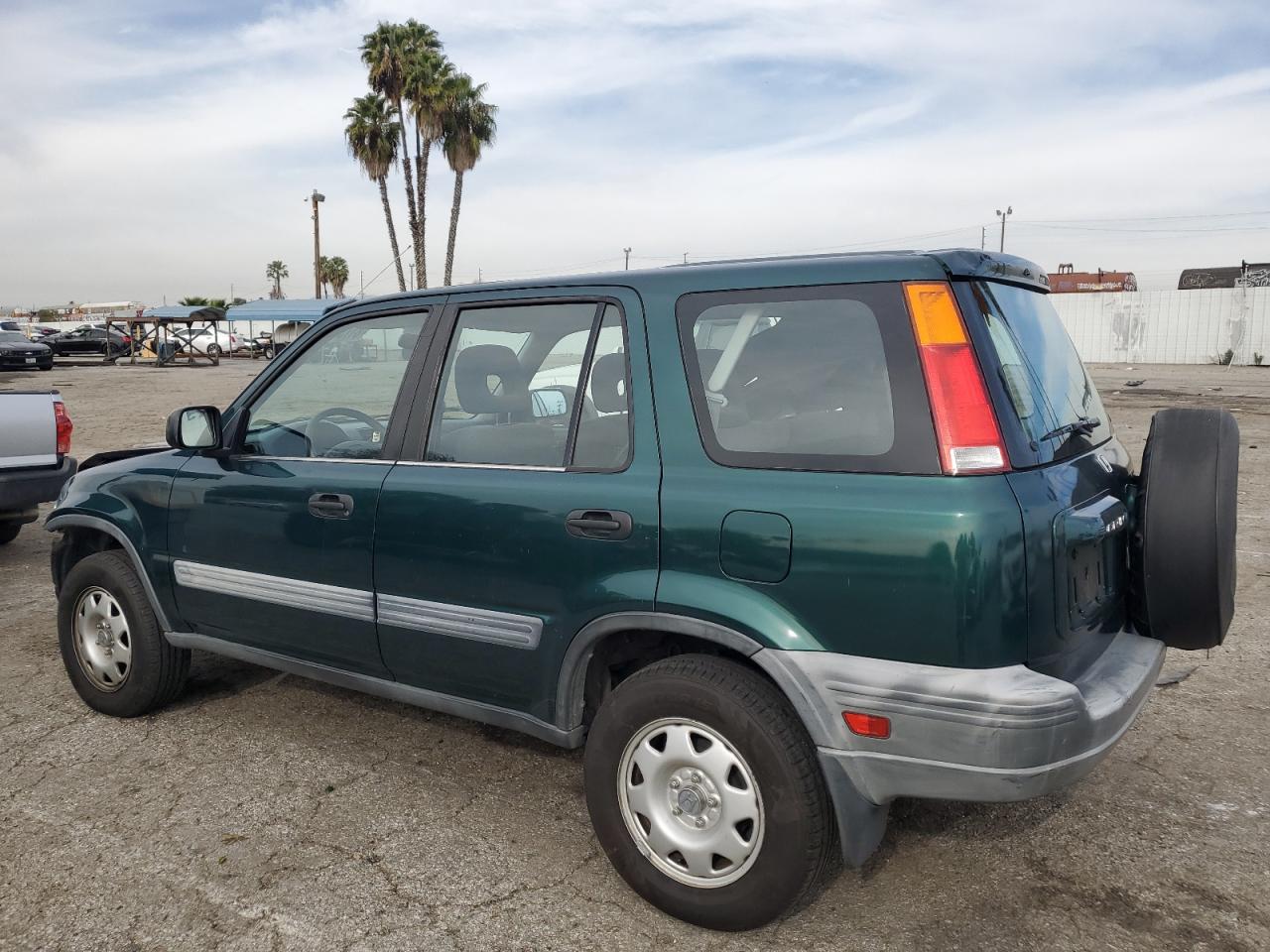 Image 2 of 2001 HONDA CR-V LX 2001 with VIN JHLRD28441S000980