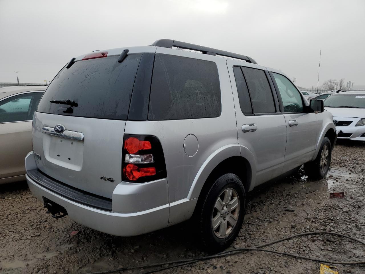 Image 3 of 2010 FORD EXPLORER XLT 2010 with VIN 1FMEU7DE1AUA78270