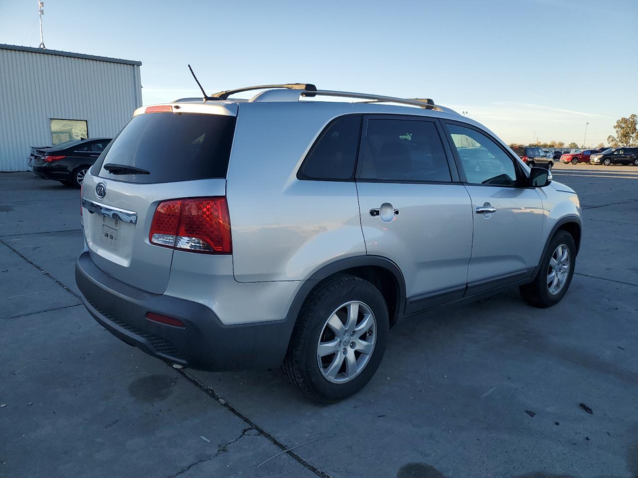 Image 3 of 2012 KIA SORENTO BASE 2012 with VIN 5XYKT3A6XCG250851