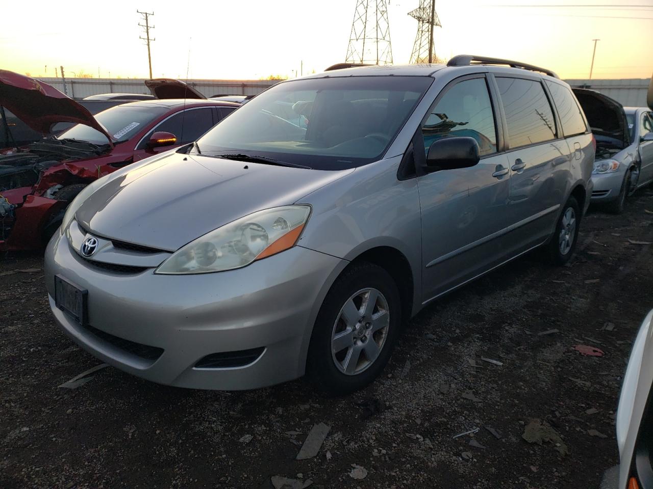 Изображение 2006 TOYOTA SIENNA CE 2006