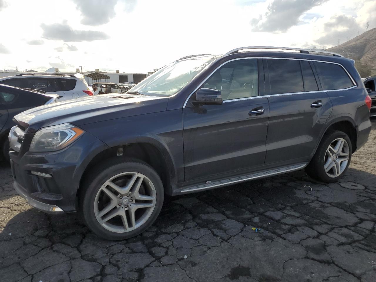 Изображение 1 2013 MERCEDES-BENZ GL 550 4MATIC 2013 с VIN 4JGDF7DE2DA246574