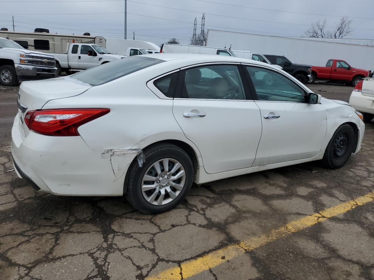 Obraz 3 z 2016 NISSAN ALTIMA 2.5 2016 z VIN 1N4AL3AP9GN311616