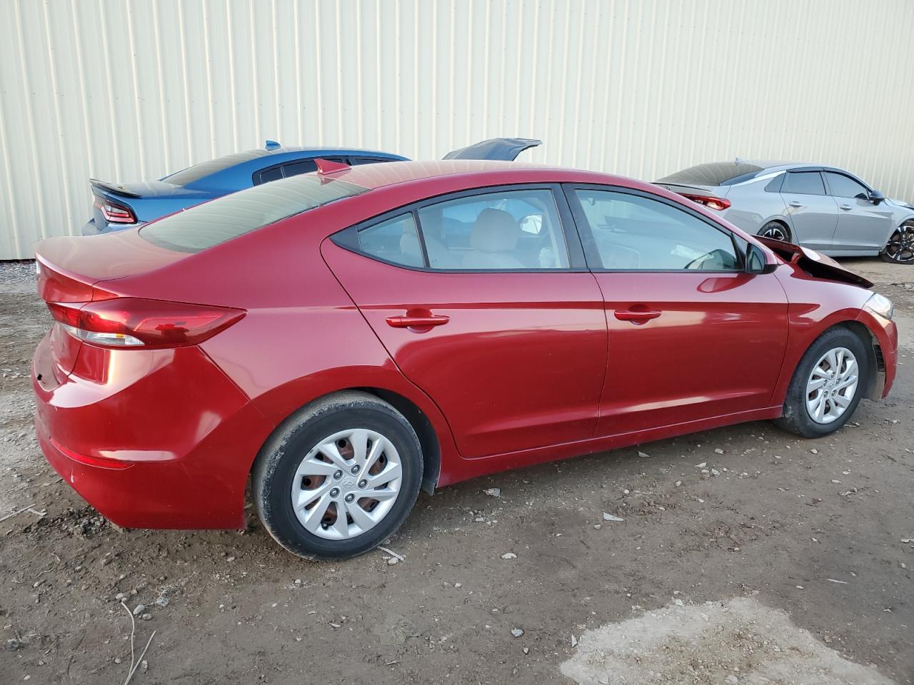 Изображение 3 2017 HYUNDAI ELANTRA SE 2017 с VIN 5NPD74LF2HH188409