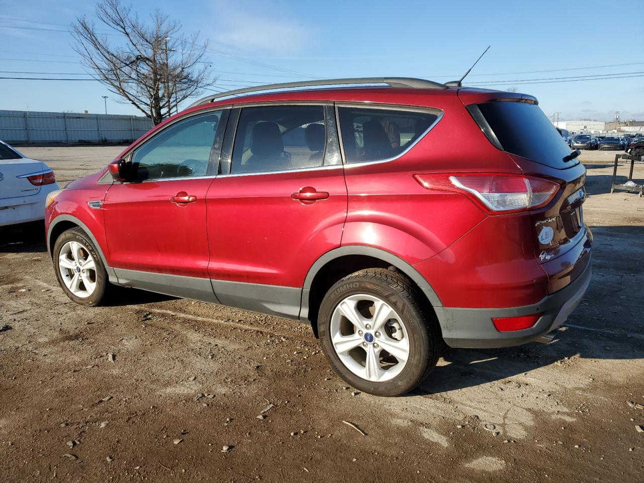 Изображение 2 2014 FORD ESCAPE SE 2014 с VIN 1FMCU9GX5EUC41105