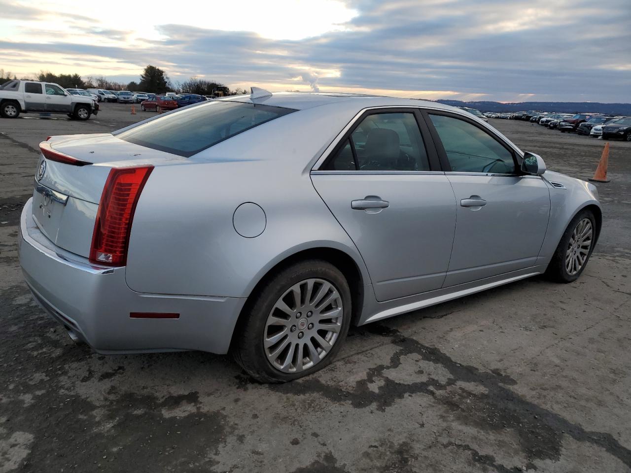 Obraz 3 z 2010 CADILLAC CTS PERFORMANCE COLLECTION 2010 z VIN 1G6DL5EG3A0148272