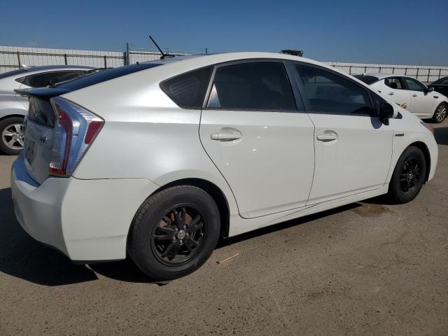 Image 3 of 2014 TOYOTA PRIUS  2014 with VIN JTDKN3DU0E1744272
