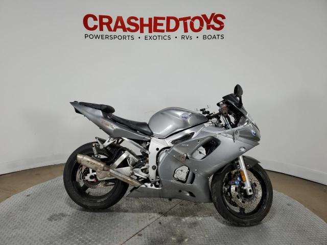 Obraz 1 z 2001 YAMAHA YZFR6 L 2001 z VIN JYARJ04E21A018307