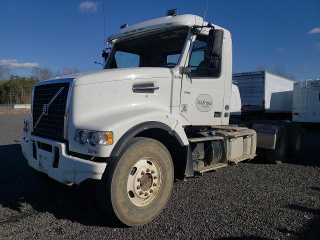 Obraz 2 z 2020 VOLVO VHD  2020 z VIN 4V4KC9EH7LN251547