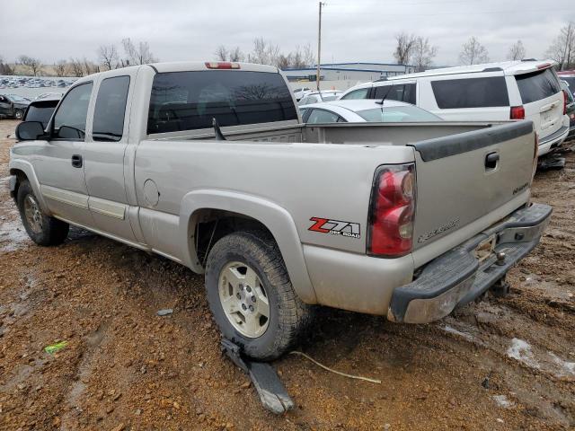 Obraz 2 z 2004 CHEVROLET SILVERADO K1500 2004 z VIN 1GCEK19T34E166444