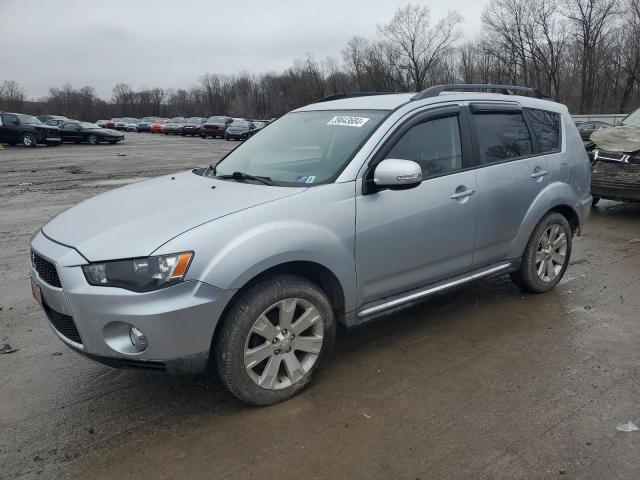Image 1 of 2013 MITSUBISHI OUTLANDER SE 2013 with VIN JA4JT3AW1DU021125