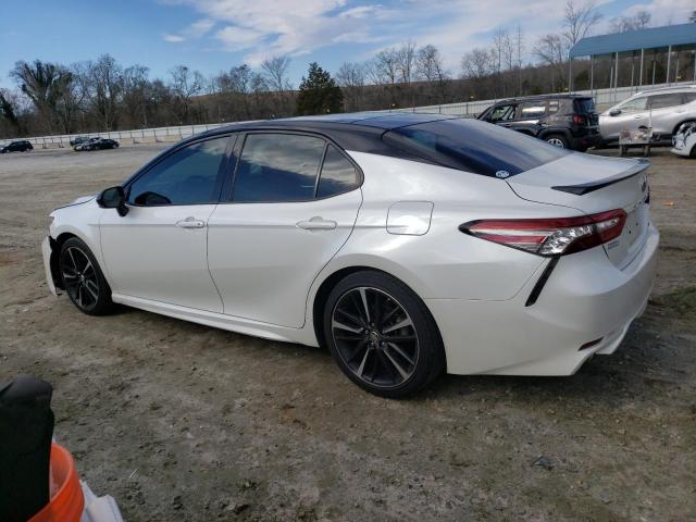 Obraz 2 z 2018 TOYOTA CAMRY XSE 2018 z VIN 4T1B61HKXJU091688