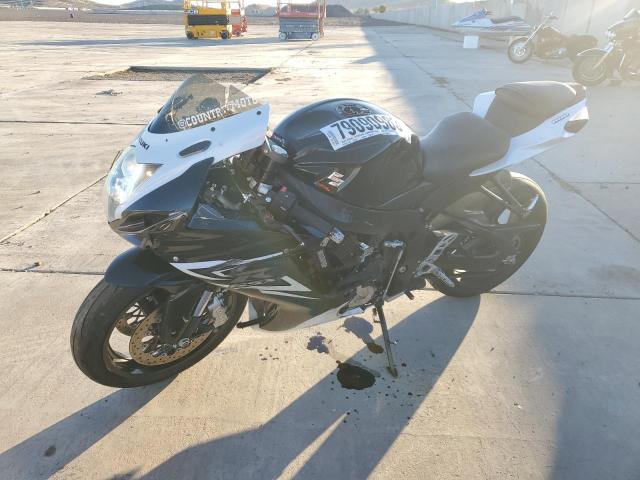 Obraz 2 z 2014 SUZUKI GSX-R600  2014 z VIN JS1GN7FA1E2100977