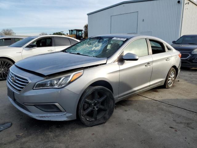 Obraz 1 z 2017 HYUNDAI SONATA SE 2017 z VIN 5NPE24AF0HH521812