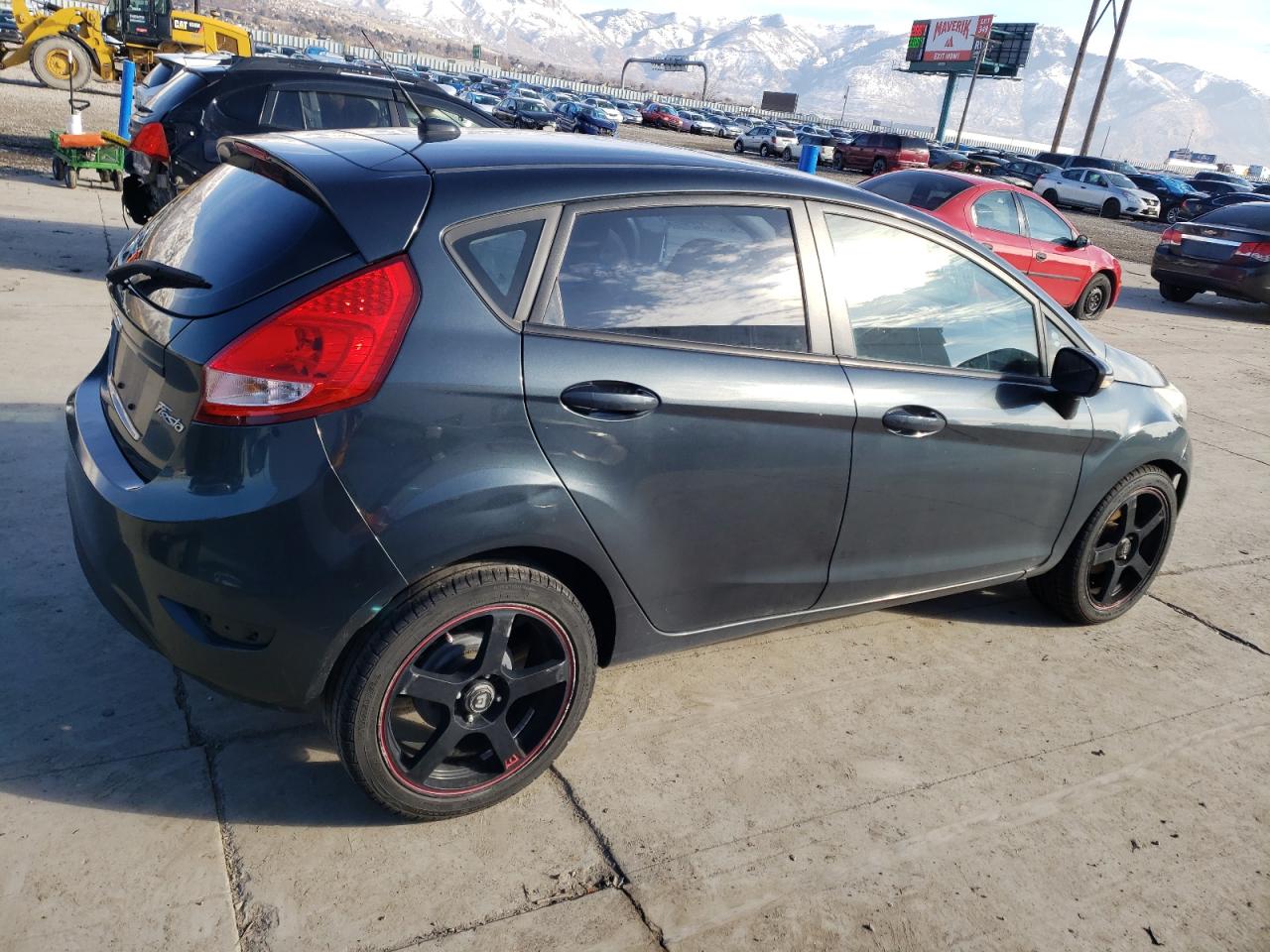 Image 3 of 2011 FORD FIESTA SES 2011 with VIN 3FADP4FJ7BM204899
