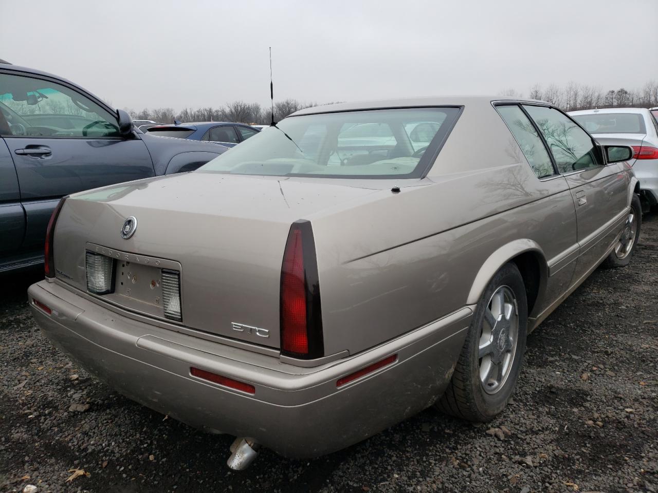 Image 3 of 2002 CADILLAC ELDORADO TOURING 2002 with VIN 1G6ET12902B102746