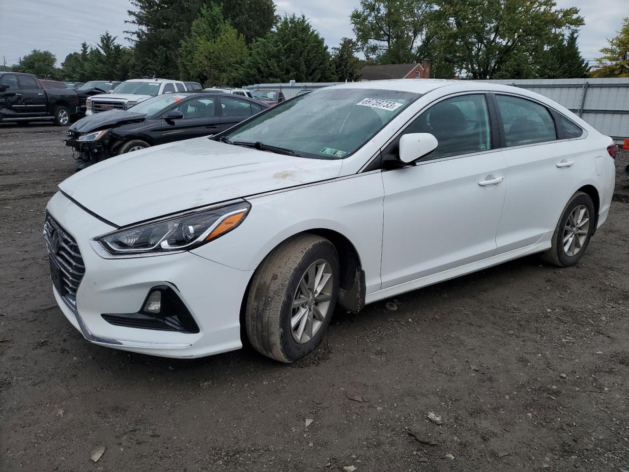 Изображение 1 2019 HYUNDAI SONATA SE 2019 с VIN 5NPE24AF8KH758202