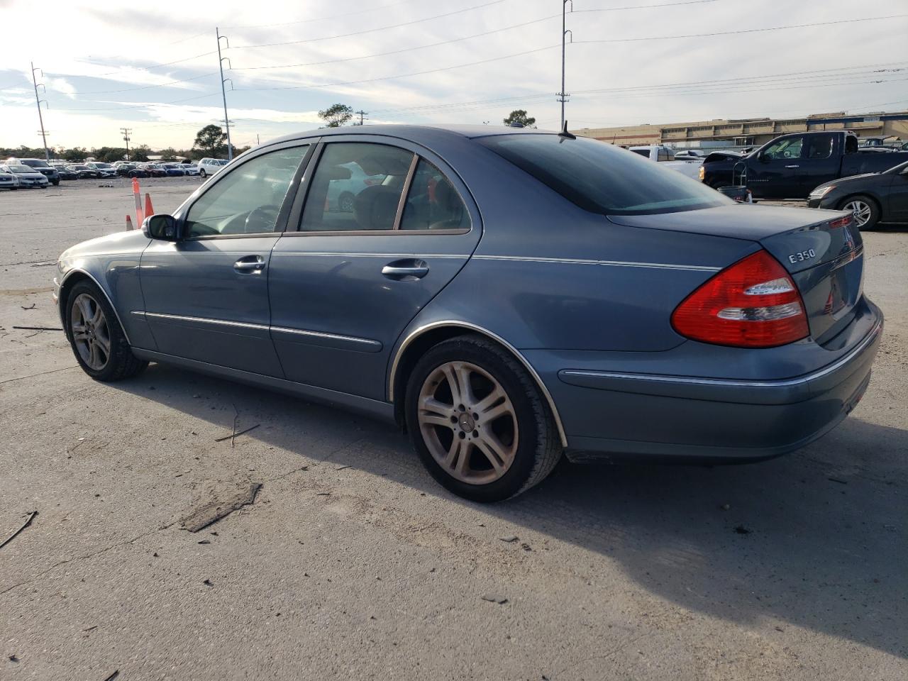 Obraz 2 z 2006 MERCEDES-BENZ E 350 2006 z VIN WDBUF56J06A937090