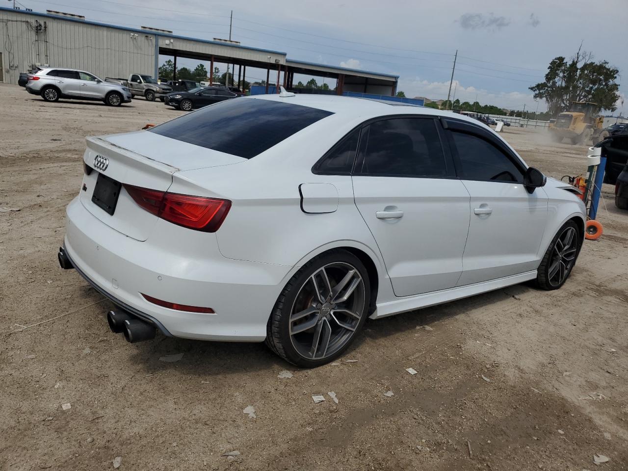 Obraz 3 z 2015 AUDI S3 PREMIUM PLUS 2015 z VIN WAUBFGFF4F1063243