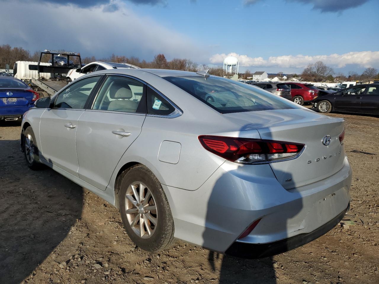 Obraz 2 z 2018 HYUNDAI SONATA SE 2018 z VIN 5NPE24AF1JH718218